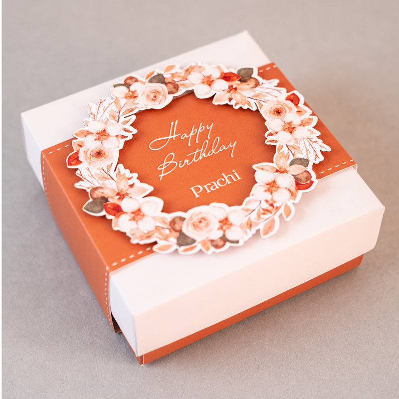 Zig Zag Photo Box - Maple wreath